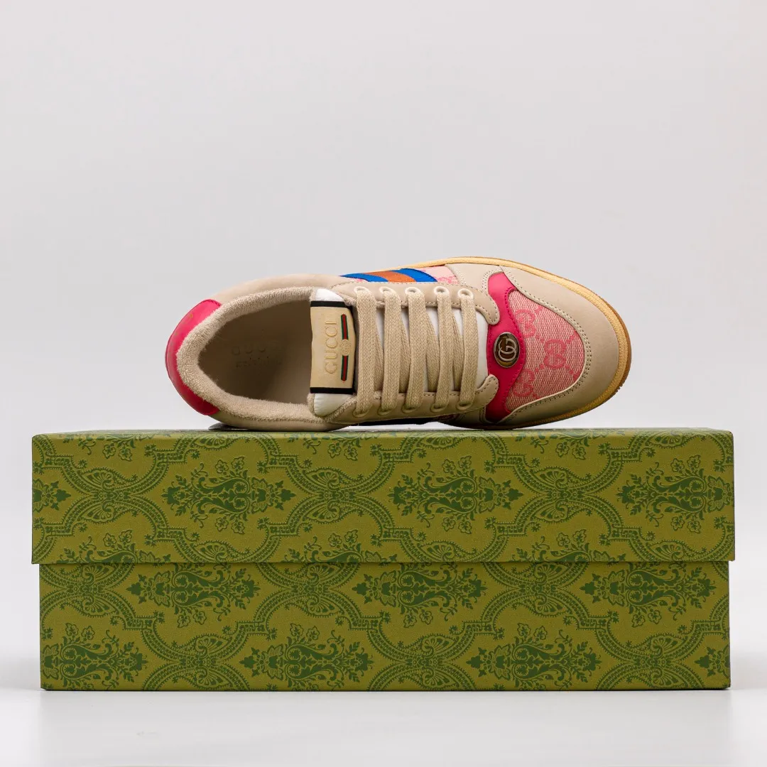 Factory price 580 [Higher version] GUCCI casual sports distressed small dirty shoes, polished cowhide fabric, hand-made distressed effect!  Original terry cloth, delicate, soft, comfortable and breathable. Privately molded steel-stamped two-color original TPU outsole (lower layer is wider, upper layer is narrower) to differentiate the wrong version of the outsole in the market. Fabric, material, outsole, detail comparison SIZE: 34-41, 38-45 regular size (women's 34, 41, men's 38, 45 customized, non-returnable and non-exchangeable) (women's colors and men's models need to be customized)